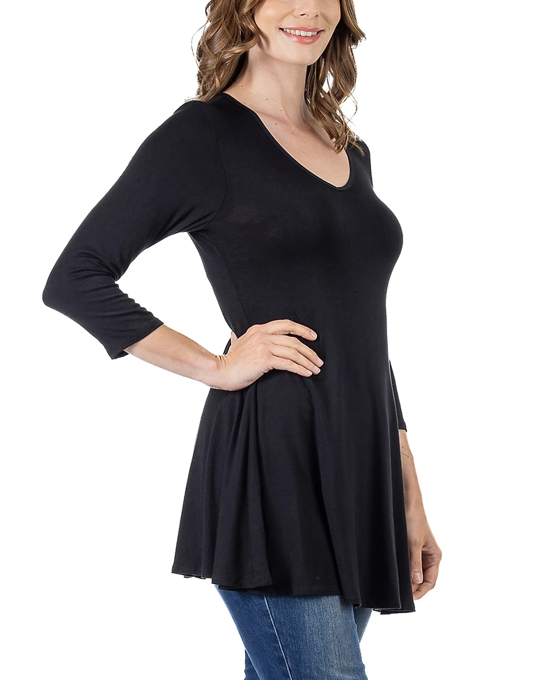 24seven Comfort Apparel Women's Three Quarter Sleeve V-neck Tunic Top