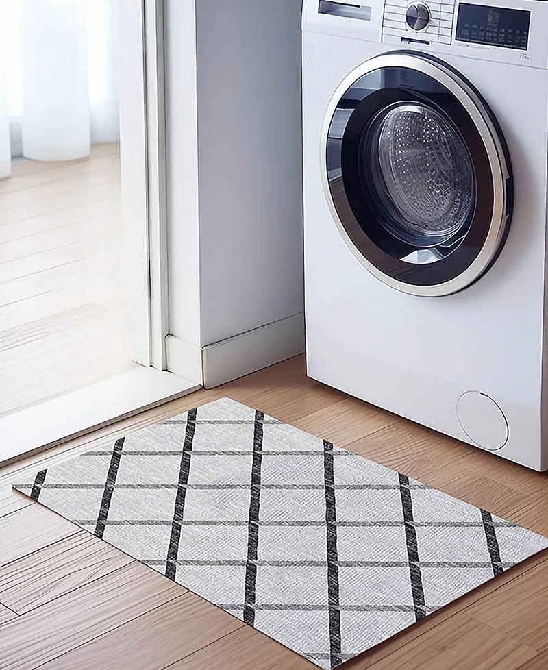 Dalyn York Washable YO1 1'8" x 2'6" Area Rug