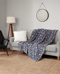 Lucky Brand Floral Tossed Blooms Plush Throw, 50" x 70"