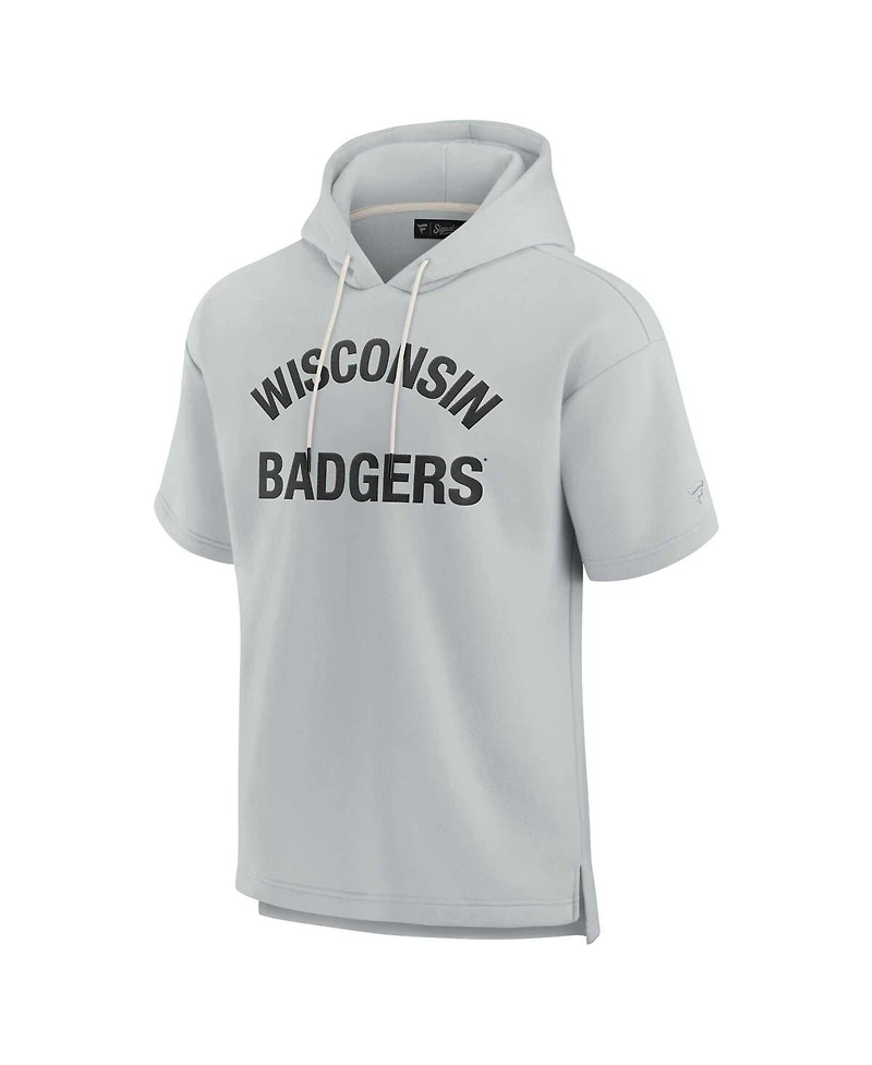 Men's and Women's Fanatics Signature Gray Wisconsin Badgers Super Soft Fleece Short Sleeve Pullover Hoodie