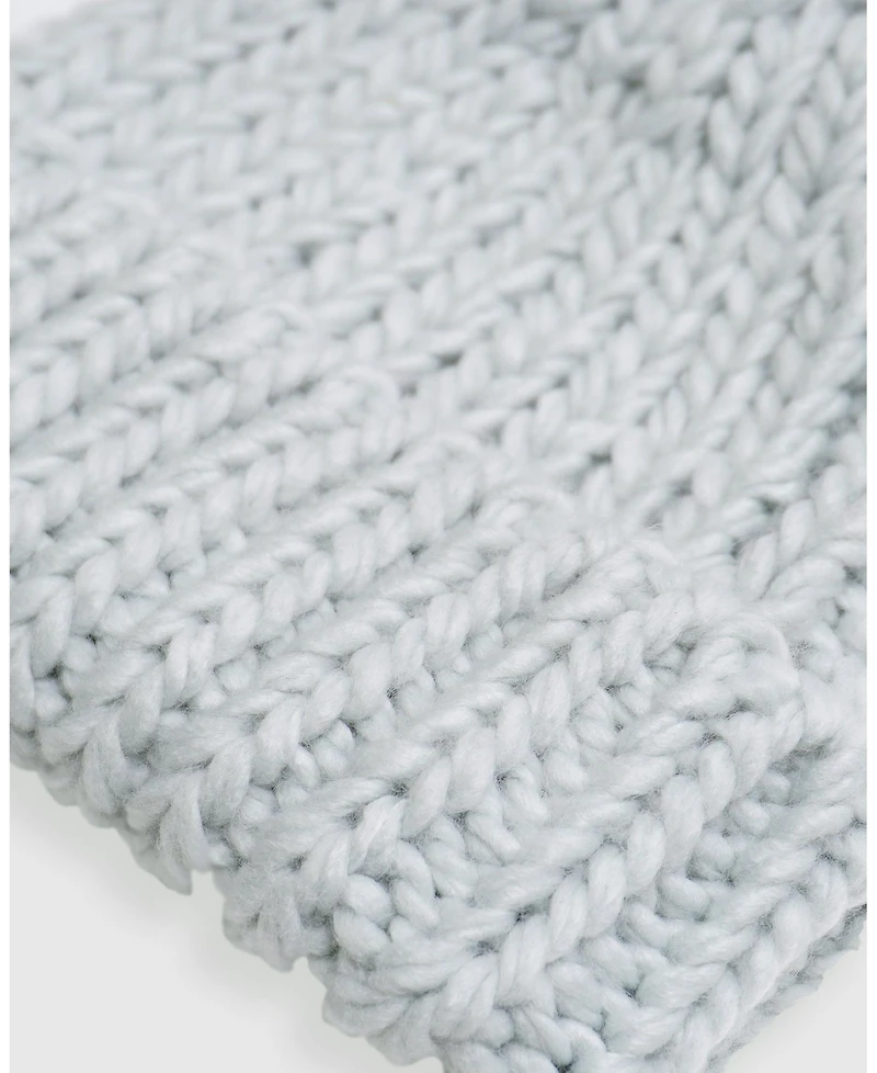 Belle & Bloom Winter's Kiss Beanie