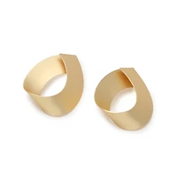 Sohi Women's Gold Metallic Twist Drop Earrings