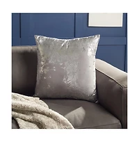 Safavieh Isabelina 18" x 18" Pillow