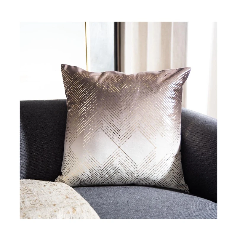 Safavieh Sarla 18" x Pillow