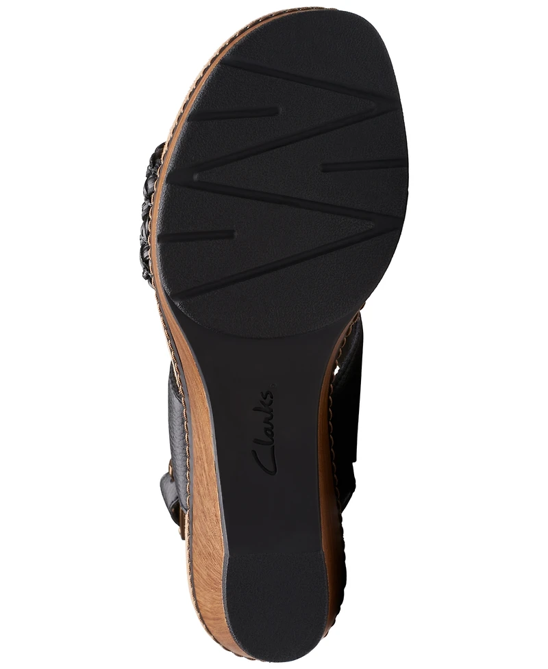Clarks Seannah Step Woven Strap Clog-Style Platform Sandals