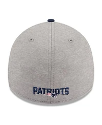 Men's New Era Heather Gray, Navy England Patriots Striped 39THIRTY Flex Hat