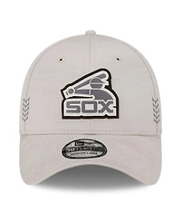 Men's New Era Cream Chicago White Sox 2024 Clubhouse 39THIRTY Flex Fit Hat
