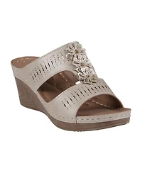 Gc Shoes Women's Lisette Flower Perforated Wedge Sandals