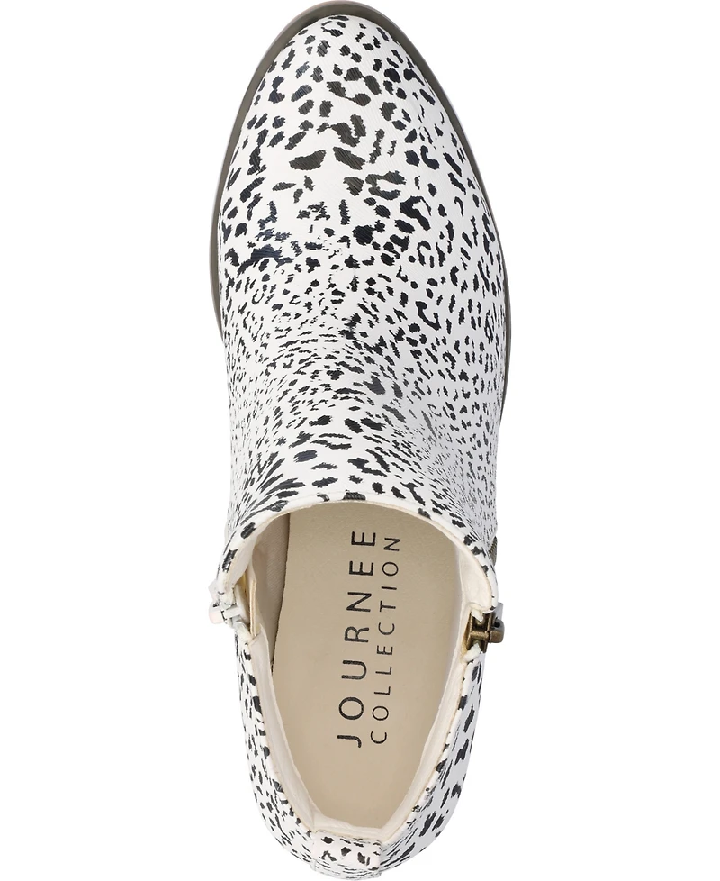 Journee Collection Women's Rebel Zipper Stacked Heel Booties
