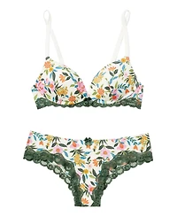 Adore Me Women's Shea Push Up Plunge Bra