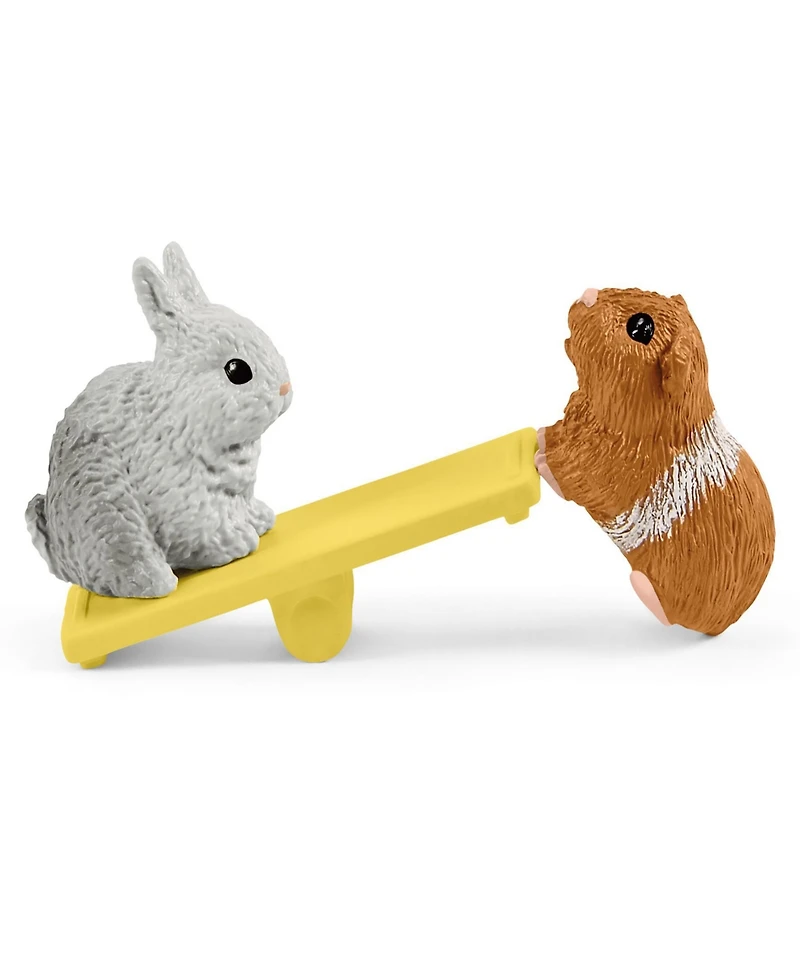 Schleich Farm World Rabbit Guinea Pig Hutch Playset