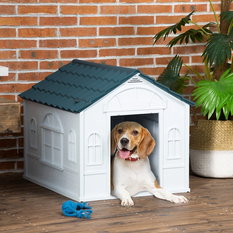 PawHut Plastic Dog House W/ Door, Easy to Assemble, for M and S Dogs