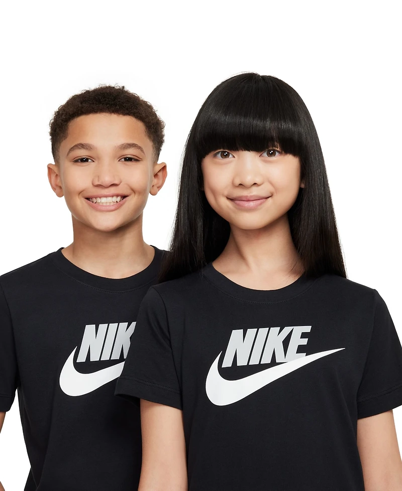 Nike Big Kids Sportswear Logo Graphic T-Shirt