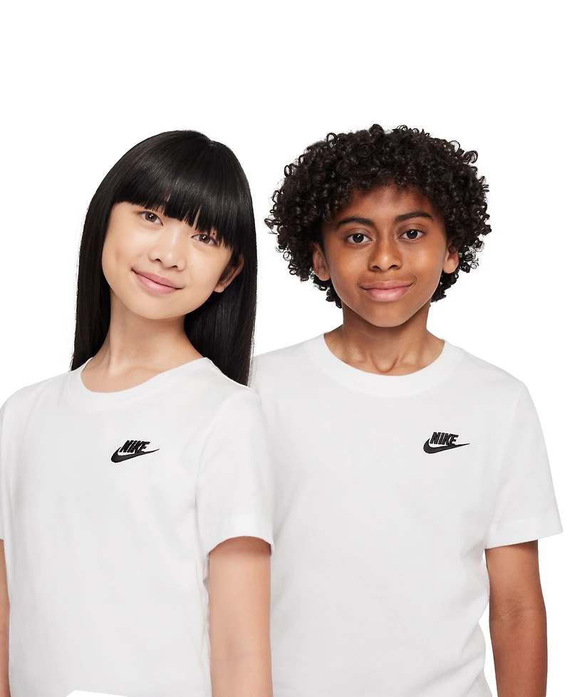 Sportswear Embroidered Logo Graphic T-Shirt