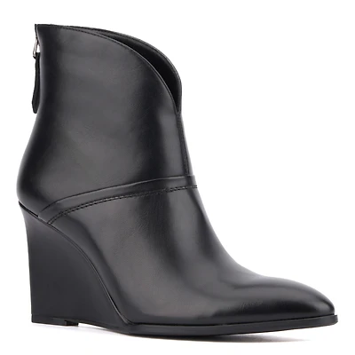 Women's Laine Wedge Pointed Toe Ankle Boot