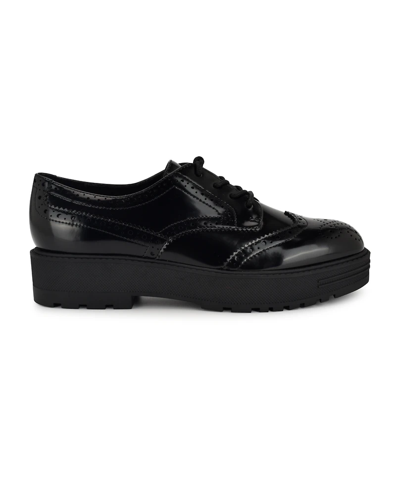 Nine West Women's Resttin Wingtip Platform Oxfords