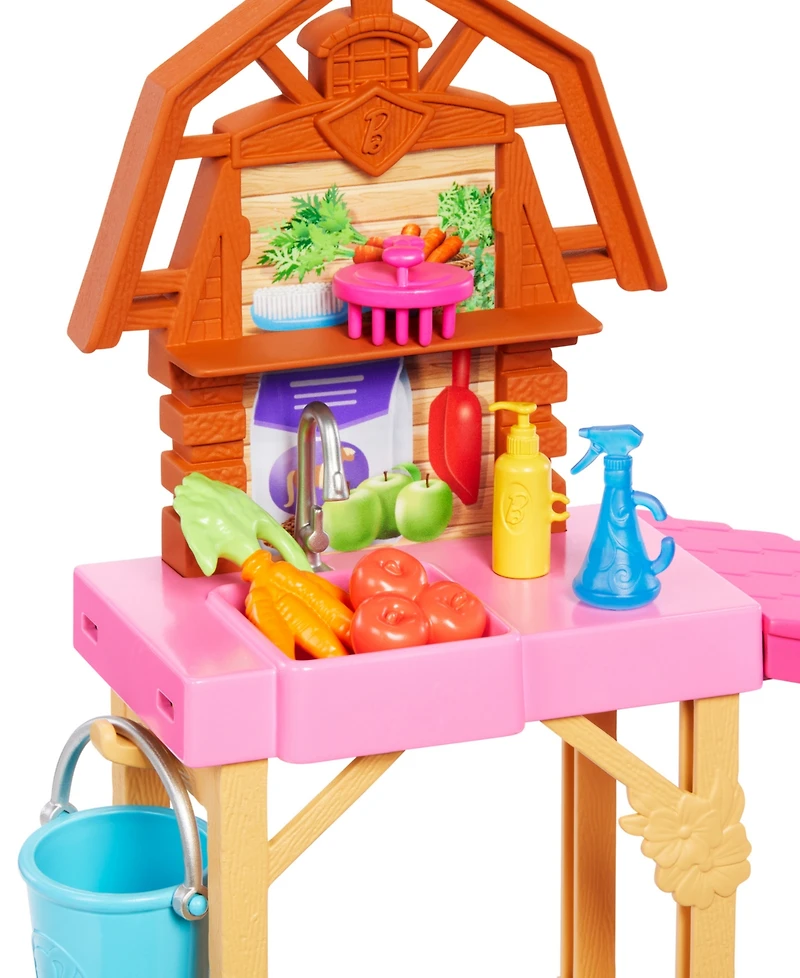 Barbie Mysteries: The Great Horse Chase Stable Playset