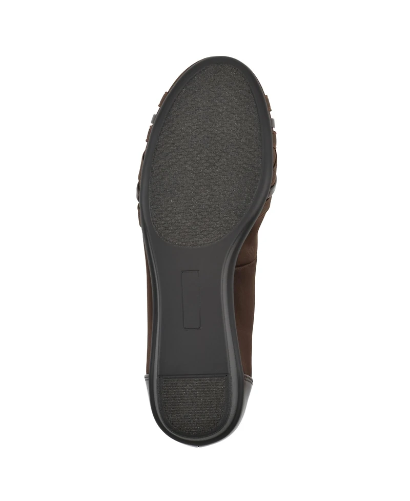 Cliffs by White Mountain Women's Bowie Ballet Inspired Wedge Pumps