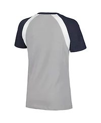 New Era Women's Gray New York Yankees Heathered Raglan V-Neck T-Shirt