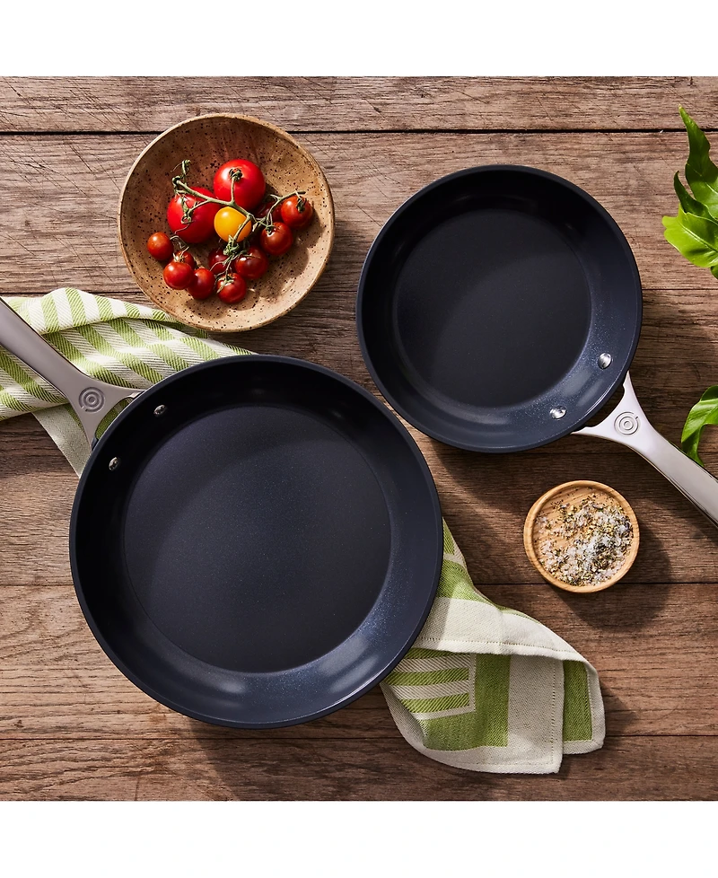 Le Creuset Essential Non-Stick Ceramic 13-Piece Cookware Set