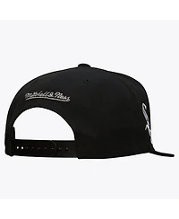 Mitchell & Ness Men's Black Chicago White Sox Team Tagged Snapback Hat