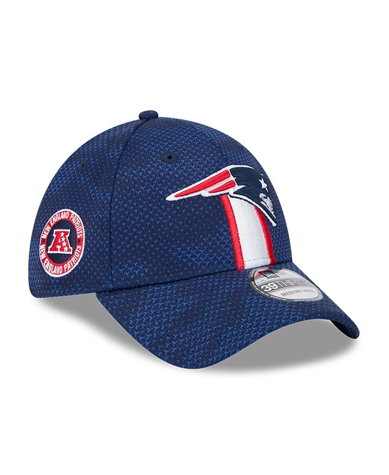 New Era Men's Navy England Patriots 2024 Sideline 39THIRTY Flex Hat