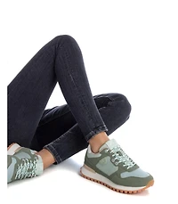 Women's Lace-Up Sneakers By Xti