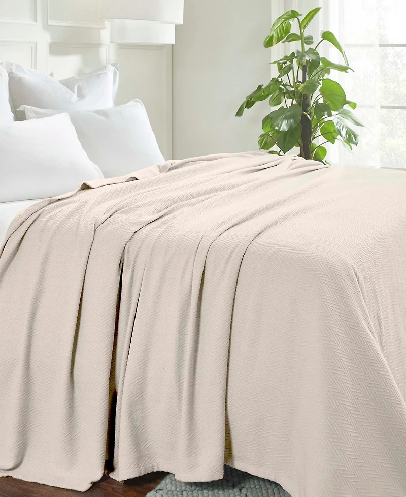 Superior Chevron All-Season Cotton Blanket
