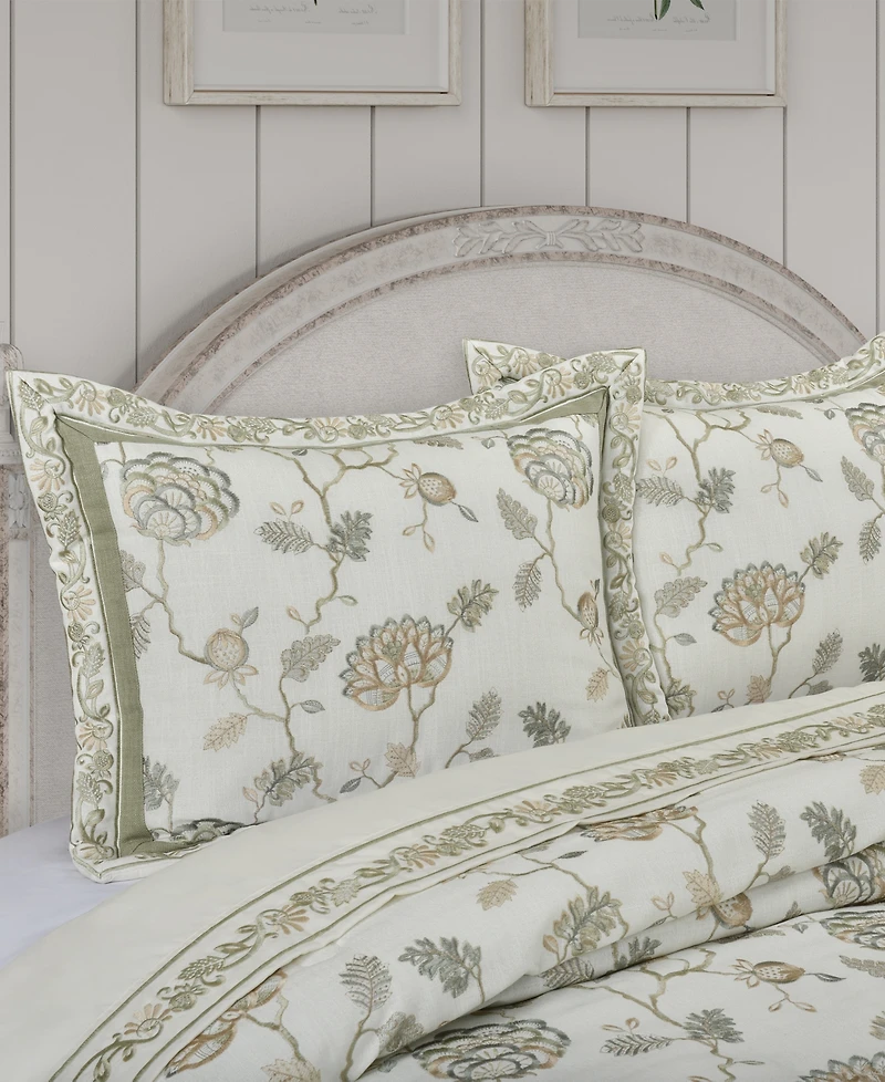 J Queen New York Fairview 4-Pc. Comforter Set, King