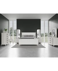 Warlington Bedroom Collection