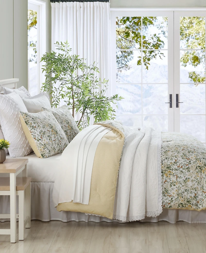 Laura Ashley Country Meadow Reversible 3-Pc. Comforter Set