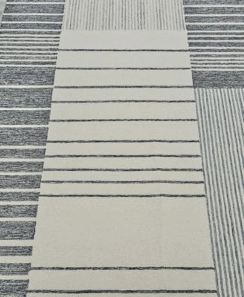 Exquisite Rugs Castine 6874 Rug Collection