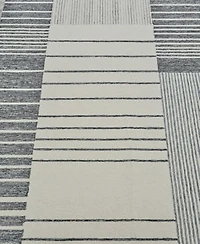 Exquisite Rugs Castine 6874 Rug Collection