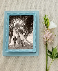 Mariposa Wavy Frame, 5"x7"