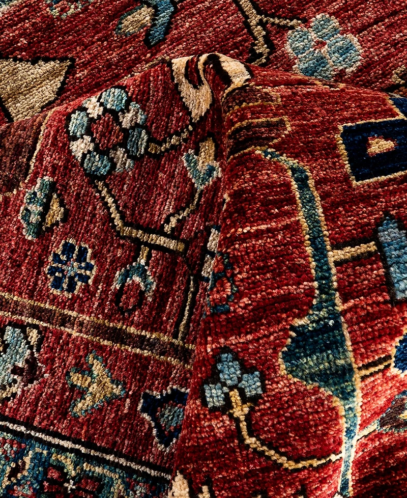 Adorn Hand Woven Rugs Serapi M1999 8'1"x9'11" Area Rug
