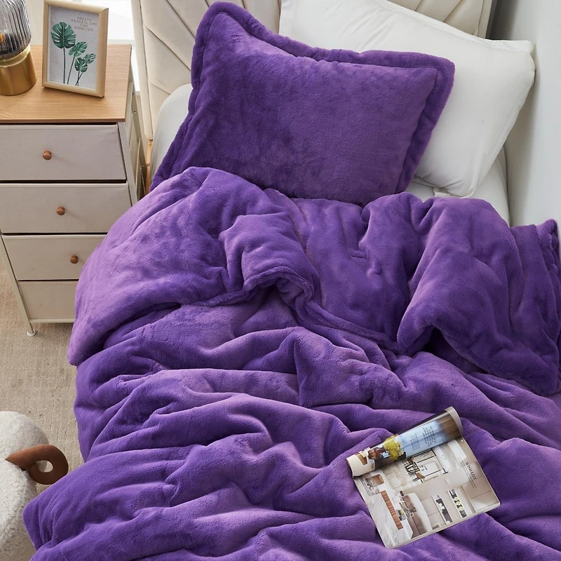 Love Thick - Chunky Bunny Coma Inducer Oversized Comforter Set