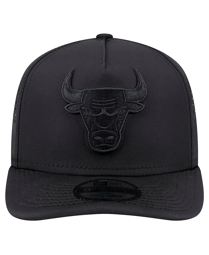 New Era Men's Black Chicago Bulls Vented 9FIFTY A-Frame Snapback Hat