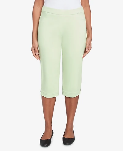 Alfred Dunner Women's Parrot Cay Novelty Cuff Tummy Control Capri Pants