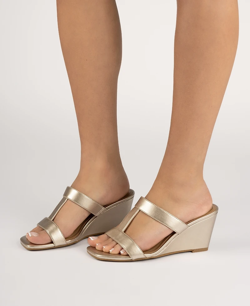 Journee Collection Women's Clodie T Strap Dress Wedge Sandals