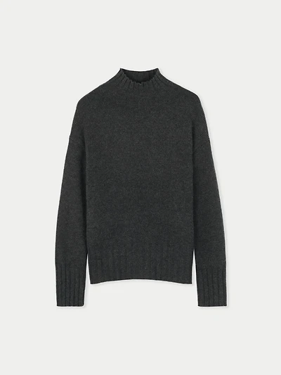 Gobi Cashmere Women's Relaxed-Fit Turtleneck
