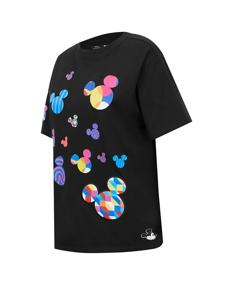 Freeze Max Women's Black Icons Expression Boyfriend T-Shirt