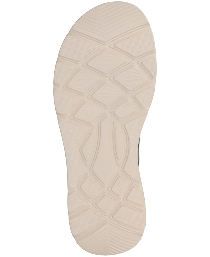 Journee Collection Women's Cathie Crisscross Platform Wedge Sandals