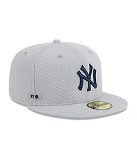 New Era Men's Gray York Yankees 2025 Mlb Clubhouse 59FIFTY Fitted Hat