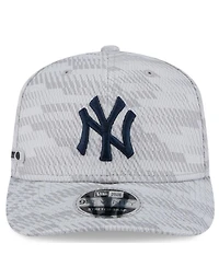 New Era Men's Gray New York Yankees 2025 Mlb Clubhouse 9FORTY M-Crown Adjustable Hat
