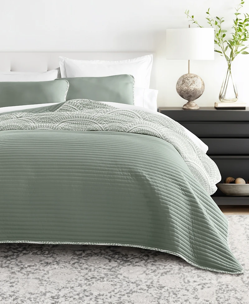 ienjoy Home Scallop Reversible 3-Pc. Lightweight Quilt Set, Full/Queen