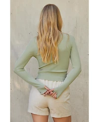 Crescent Women's Darcie Front Split Knit Top