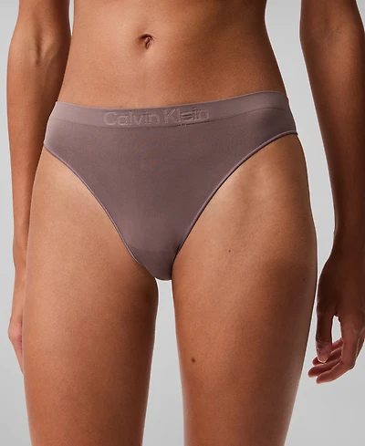 Calvin Klein Women's Bonded Flex Thong Underwear QD3958