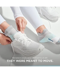 Feetures Men's Elite Ultra Light Cushion Ankle Socks - Sport Sock with Targeted Compression