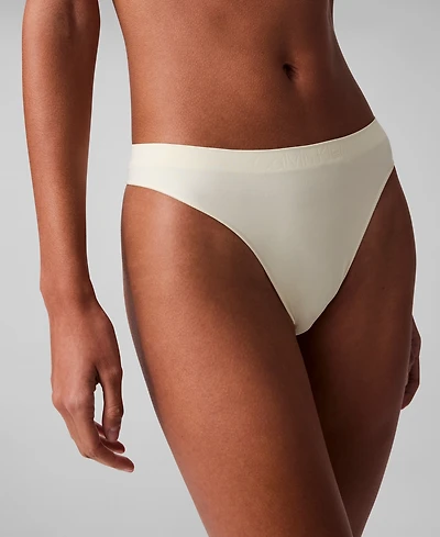 Calvin Klein Women's Bonded Flex Thong Underwear QD3958