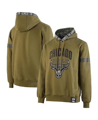 Two Hype X Nba Men's Olive Chicago Bulls Culture Hoops Collection Premium Pullover Hoodie
